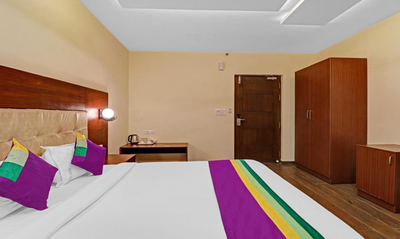 Treebo Premium Runway Suites, Marathahalli Bangalore Extérieur photo