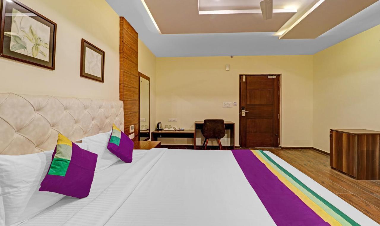 Treebo Premium Runway Suites, Marathahalli Bangalore Extérieur photo